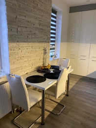 Prodej bytu 3+1 v osobním vlastnictví 80 m², Velká Hleďsebe