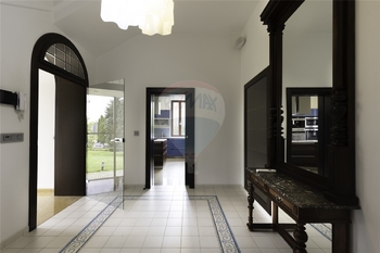 Prodej domu 860 m², Příbor