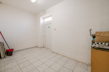 Prodej obchodních prostor 200 m², Rataje nad Sázavou