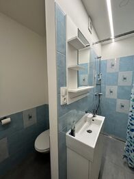 Pronájem bytu 2+kk v osobním vlastnictví 36 m², Praha 4 - Krč