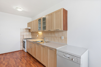 Prodej bytu 3+1 v osobním vlastnictví 70 m², Praha 9 - Letňany