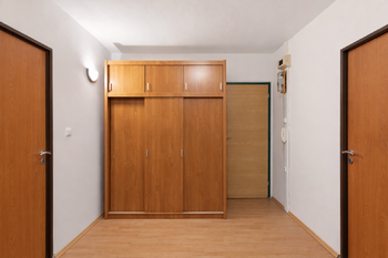 Prodej bytu 3+1 v osobním vlastnictví 70 m², Praha 9 - Letňany