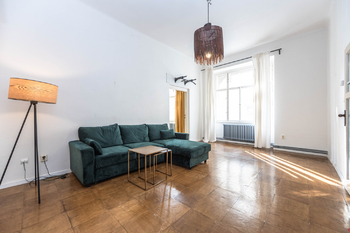Pronájem bytu 2+1 v osobním vlastnictví 57 m², Praha 5 - Smíchov