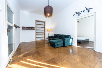 Pronájem bytu 2+1 v osobním vlastnictví 57 m², Praha 5 - Smíchov
