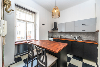 Pronájem bytu 2+1 v osobním vlastnictví 57 m², Praha 5 - Smíchov
