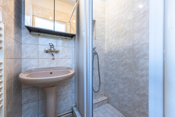 Pronájem bytu 2+1 v osobním vlastnictví 57 m², Praha 5 - Smíchov