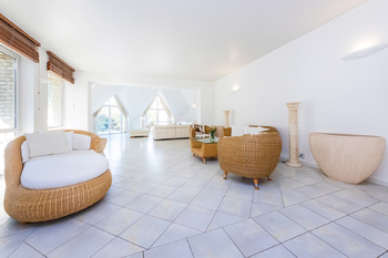 Prodej kancelářských prostor 433 m², Praha 10 - Benice