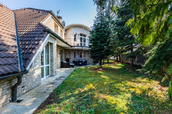 Prodej kancelářských prostor 433 m², Praha 10 - Benice