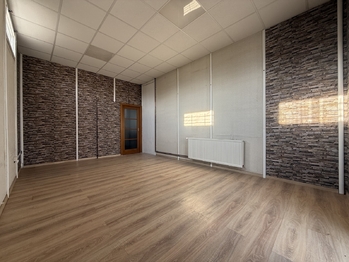 Pronájem obchodních prostor 56 m², Plzeň