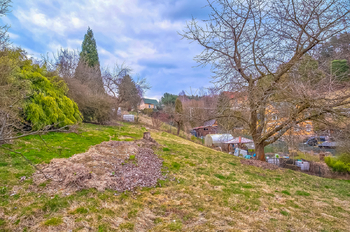 Prodej pozemku 1240 m², Děčín