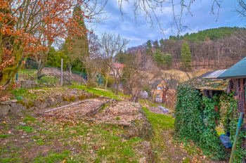 Prodej pozemku 1240 m², Děčín