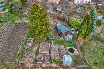 Prodej pozemku 1240 m², Děčín