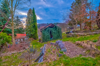 Prodej pozemku 1240 m², Děčín