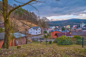 Prodej pozemku 1240 m², Děčín