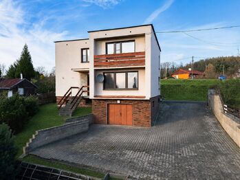 Prodej domu 200 m², Česká Kamenice