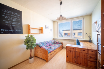 Pokoj 3 - Prodej bytu 4+1 v osobním vlastnictví 96 m², Praha 9 - Vinoř