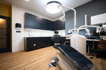 Ordinace s křeslem - Pronájem komerčního prostoru 20 m², Praha 1 - Staré Město 