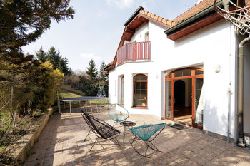 Prodej bytu 6 a více v osobním vlastnictví 347 m², Tuchoměřice