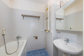 Prodej bytu 2+kk v osobním vlastnictví 60 m², Praha 9 - Kbely