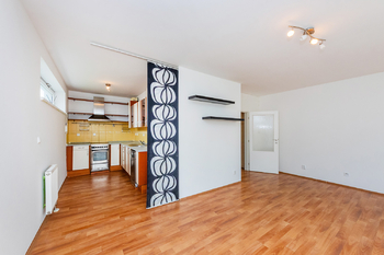 Prodej bytu 2+kk v osobním vlastnictví 60 m², Praha 9 - Kbely