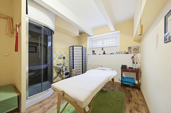 Prodej obchodních prostor 142 m², Karlovy Vary