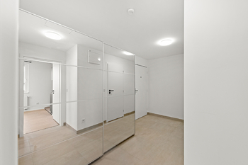 Pronájem bytu 2+kk v osobním vlastnictví 48 m², Praha 10 - Strašnice