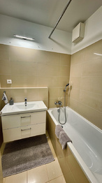 Prodej bytu 3+kk v osobním vlastnictví 84 m², Praha 9 - Letňany