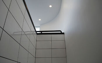 Prodej exkluzivní neofunkcionalistické vily Praha 20 min - Prodej domu 323 m², Podlešín