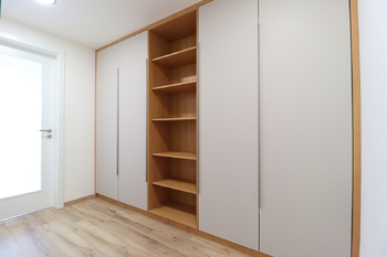 Předsíň - Pronájem bytu 2+kk v osobním vlastnictví 63 m², Praha 9 - Hloubětín