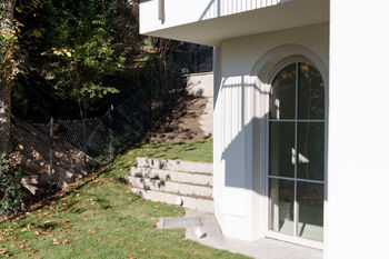 Prodej luxusního viladomu, Praha 10 – Záběhlice, u Hamerského rybníka - Prodej domu 462 m², Praha 10 - Záběhlice