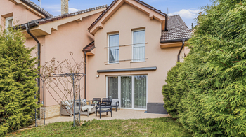 Prodej domu 206 m², Pletený Újezd