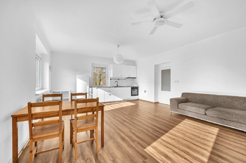 Pronájem bytu 2+kk v osobním vlastnictví 60 m², Milovice