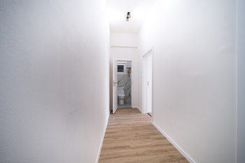 Chodba - Pronájem bytu 2+kk v osobním vlastnictví 44 m², Praha 8 - Libeň