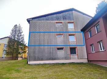 Okna - koupelna, kuchyně - Prodej bytu 3+1 v osobním vlastnictví 84 m², Bruntál