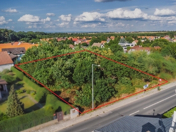 Prodej pozemku 2143 m², Praha 9 - Satalice