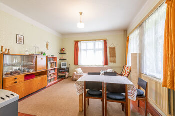 Pokoj I v přízemí - Prodej domu 190 m², Zlatá Olešnice