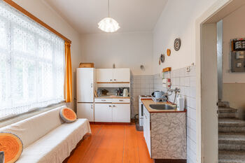 Kuchyně - Prodej domu 190 m², Zlatá Olešnice
