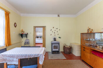 Pokoj I v přízemí - Prodej domu 190 m², Zlatá Olešnice