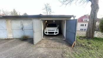 Prodej garáže 16 m², Praha 8 - Kobylisy