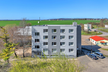 Prodej nájemního domu 642 m², Libáň