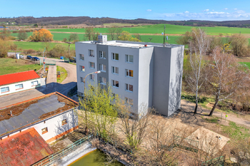 Prodej nájemního domu 642 m², Libáň