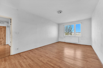 Prodej nájemního domu 642 m², Libáň