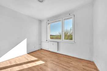 Prodej nájemního domu 642 m², Libáň