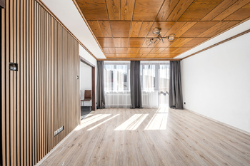 2.NP - Prodej domu 280 m², Rudolfov