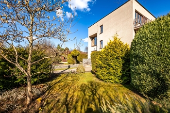 Prodej domu 280 m², Rudolfov