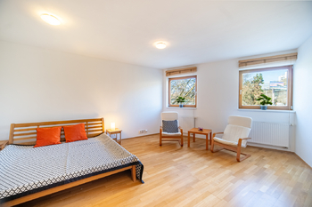 HLAVNÍ POKOJ - Pronájem bytu 1+1 v osobním vlastnictví 43 m², Praha 5 - Radlice 