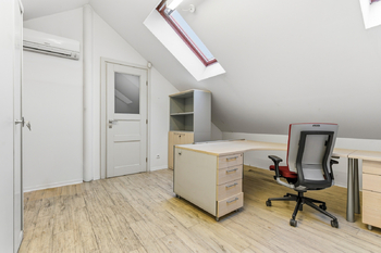 6.NP kancelář  - Pronájem kancelářských prostor 214 m², Praha 5 - Smíchov