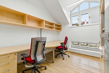  kancelář 5.NP - Pronájem kancelářských prostor 214 m², Praha 5 - Smíchov