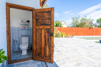 Pronájem domu 310 m², Bobrůvka