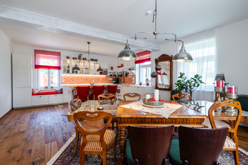 Pronájem domu 310 m², Bobrůvka